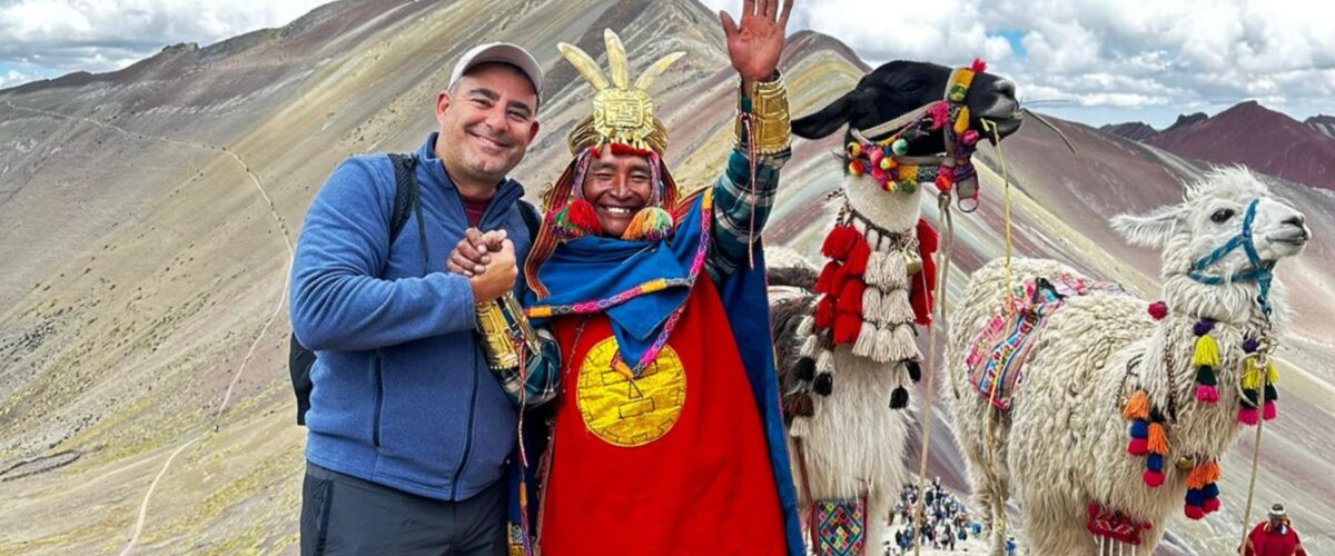 Rainbow Mountain / Vinincunca Trek Full Day – Group Service